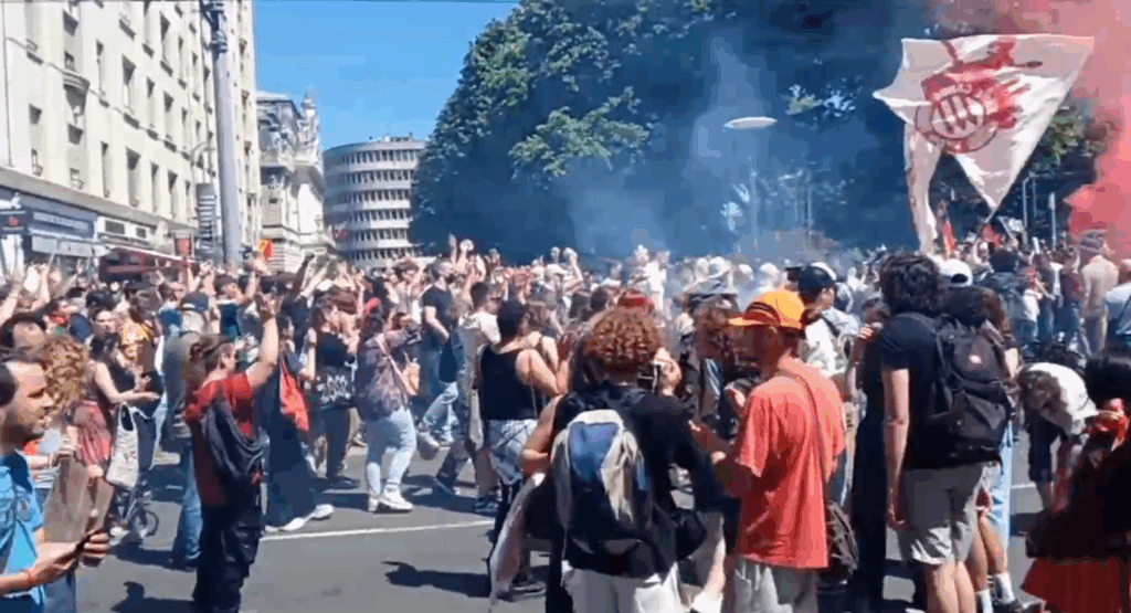 cortège de la Jeune Garde