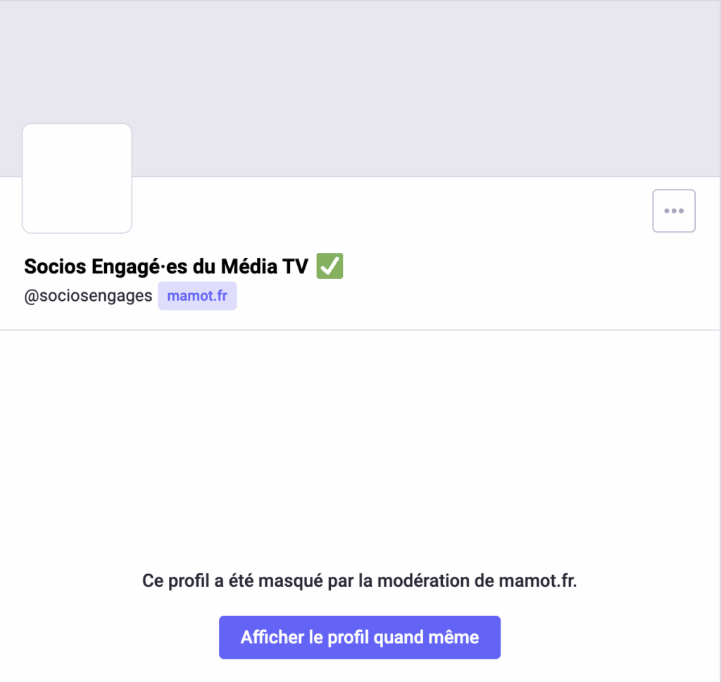 masqué sur Mamot