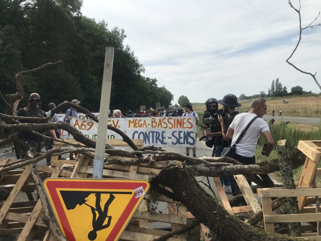 barricade